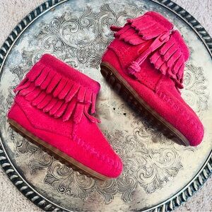 Pink Minnetonka Moccasins Baby Size 2